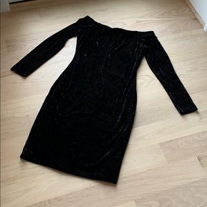 Eliza J Off the Shoulder Velvet Dress
